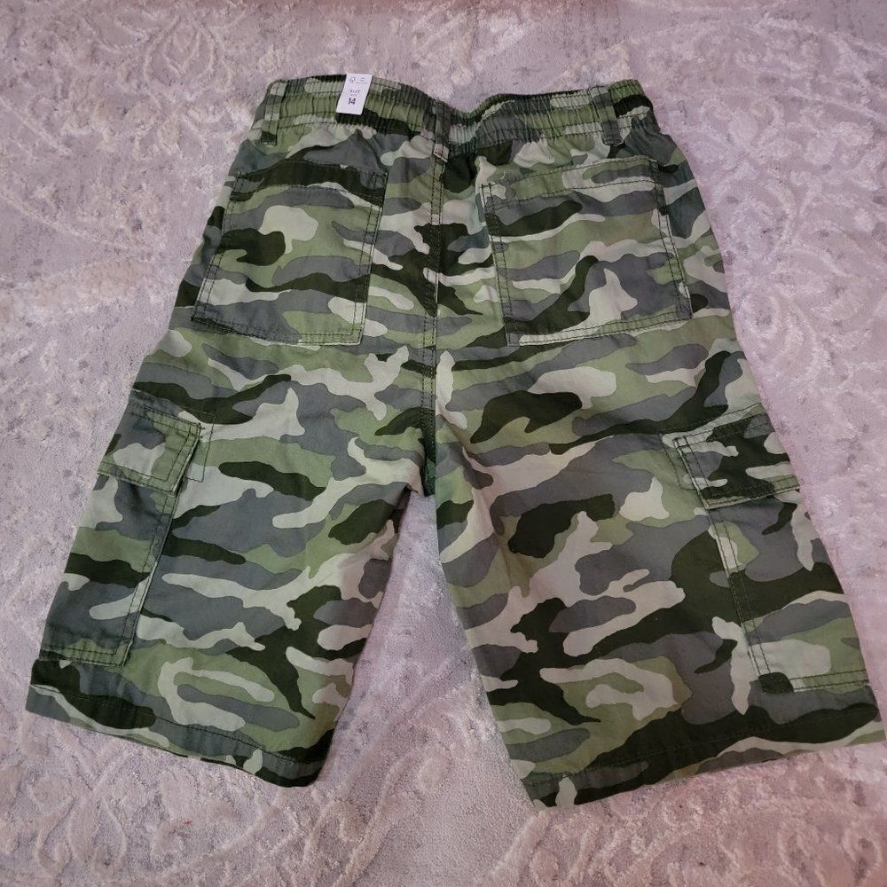 Children's Place Tactical Cargo Long Shorts Olive Camo Size 14 - Picture 8 of 9